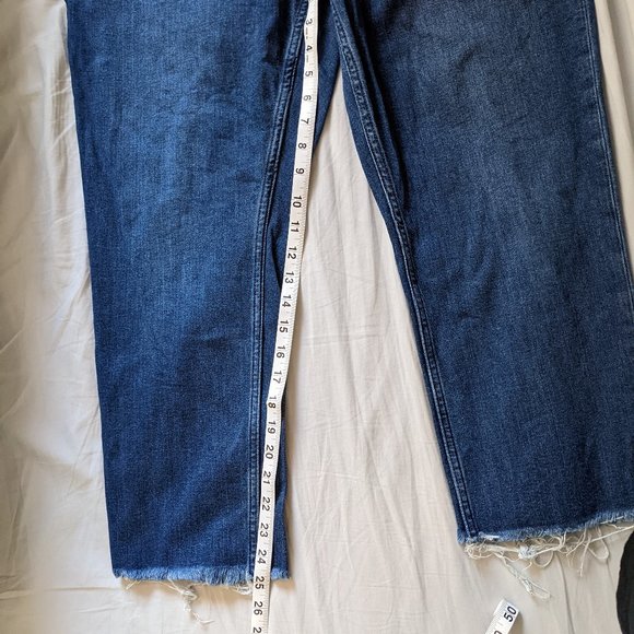 Gap High Rise Vintage Slim Jeans with Washwell in Medium Dark Indigo - Picture 7 of 7